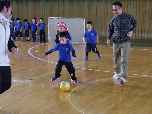 思い出サッカー アップ 大人.jpg