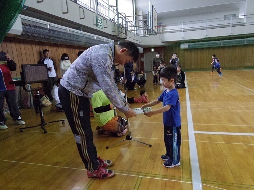 思い出サッカー 終了証.jpg